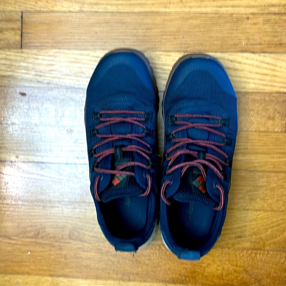 Columbia Men's Sneakers - Navy and Red